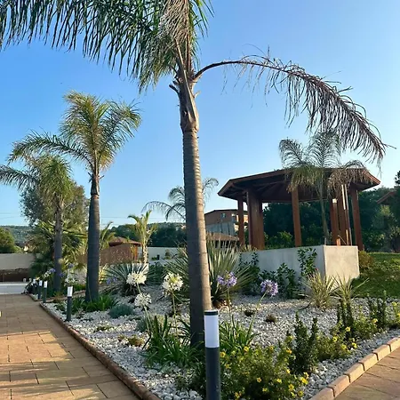 Il Casale Della Baronessa פאלמי